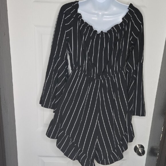 Black and White Striped Romper - Picture 3 of 6